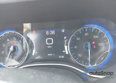 2021 Chrysler Pacifica Touring Awd z USA, uszkodzony, nr VIN 2C4RC3FG1MR575451